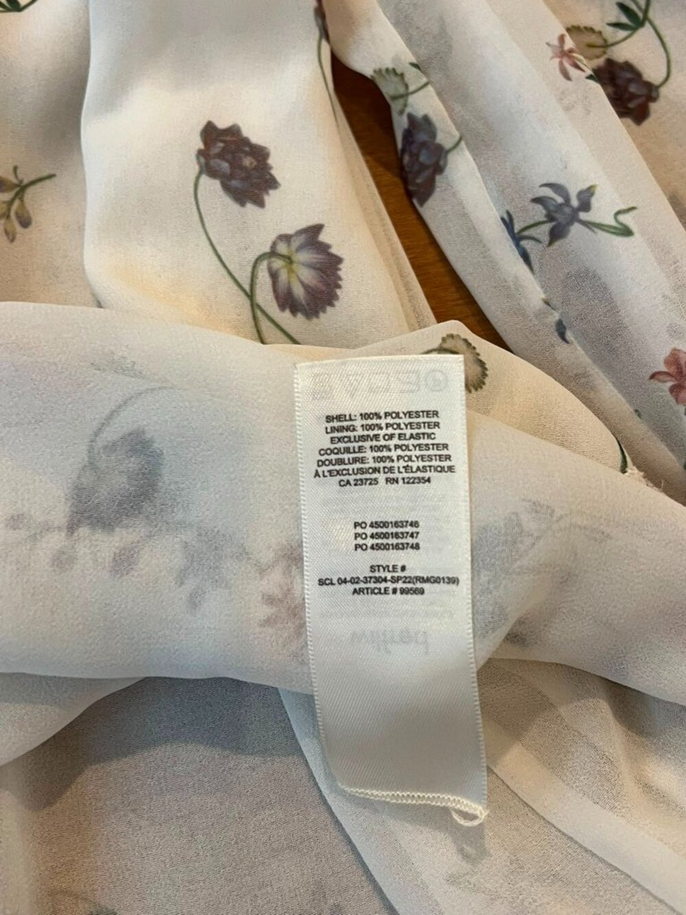 Aritzia Wilfred Alana Blouse Floral Flowy Chiffon Off Shoulder Size Small - Picture 5 of 7